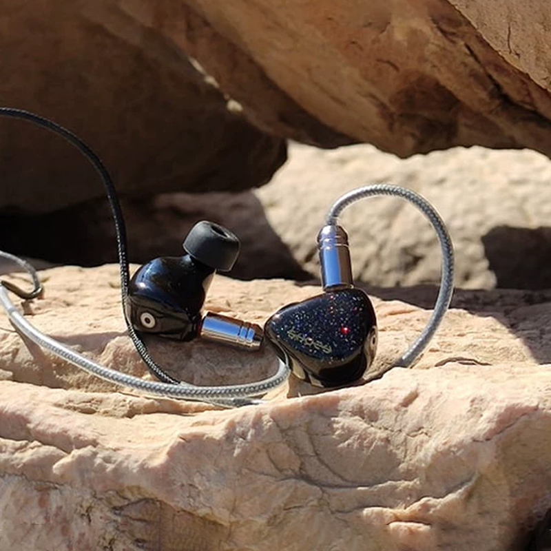 Shozy Form 1.1 Hybrid IEM หูฟั - Audio Music Technology บทวิจารณ์และราคา